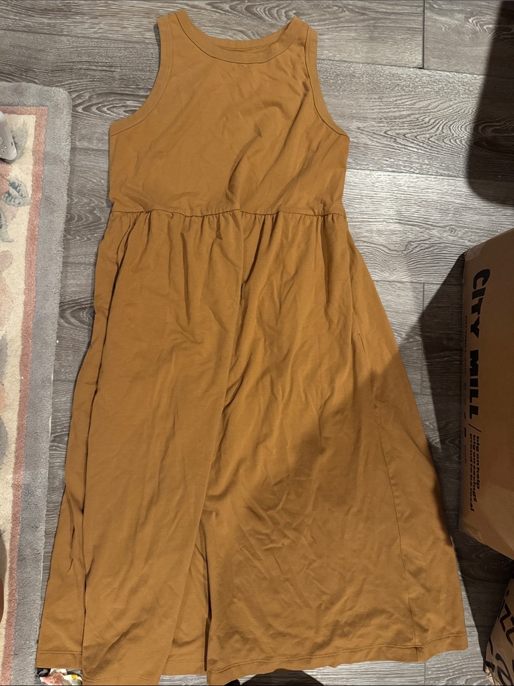 ✨✨5 for $15 or 10 for $20✨✨
a new day Sleeveless Midi Dress in Mustard Brown
